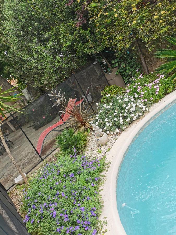 Appartement En Sous Sol De Villa Avec Acces Jardin Et Piscine Μασσαλία Εξωτερικό φωτογραφία